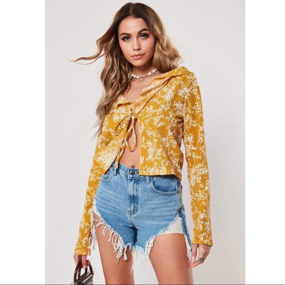 MISGUIDED Frill Hem Tie Front Blouse